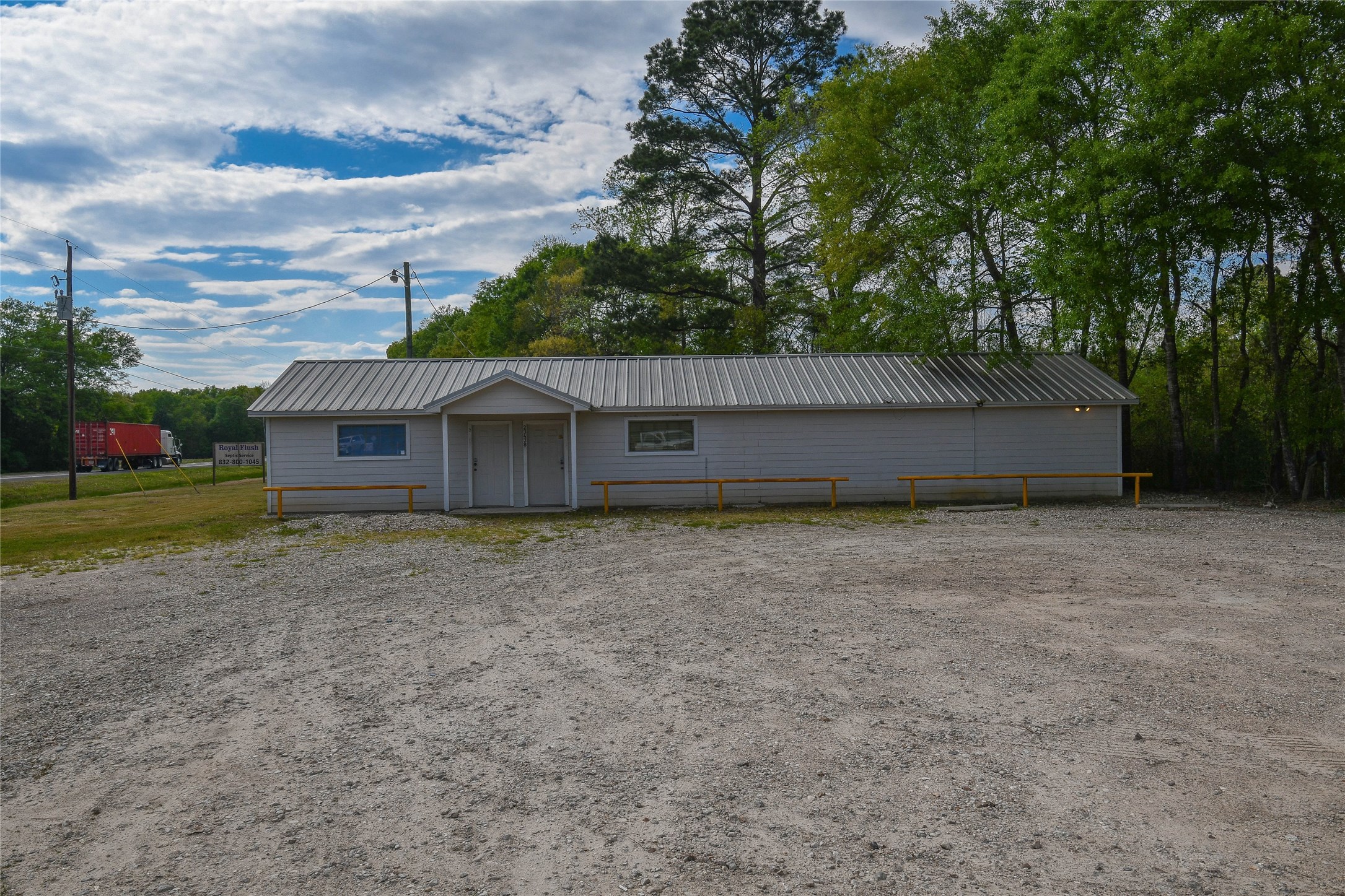 23440 Highway 321 Cleveland, TX 77327 - Photo 15 of 20