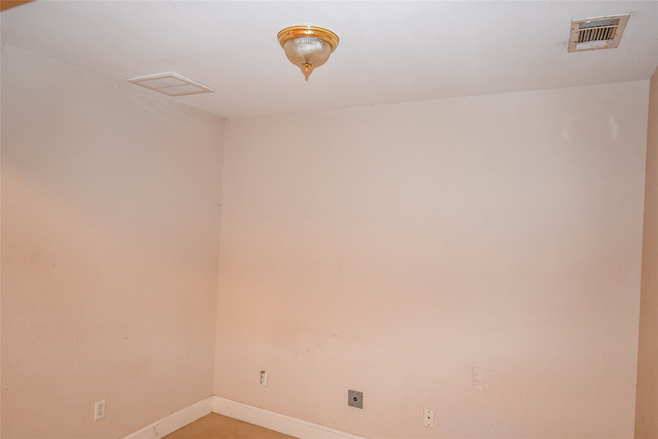 23440 Highway 321 Cleveland, TX 77327 - Photo 2 of 20