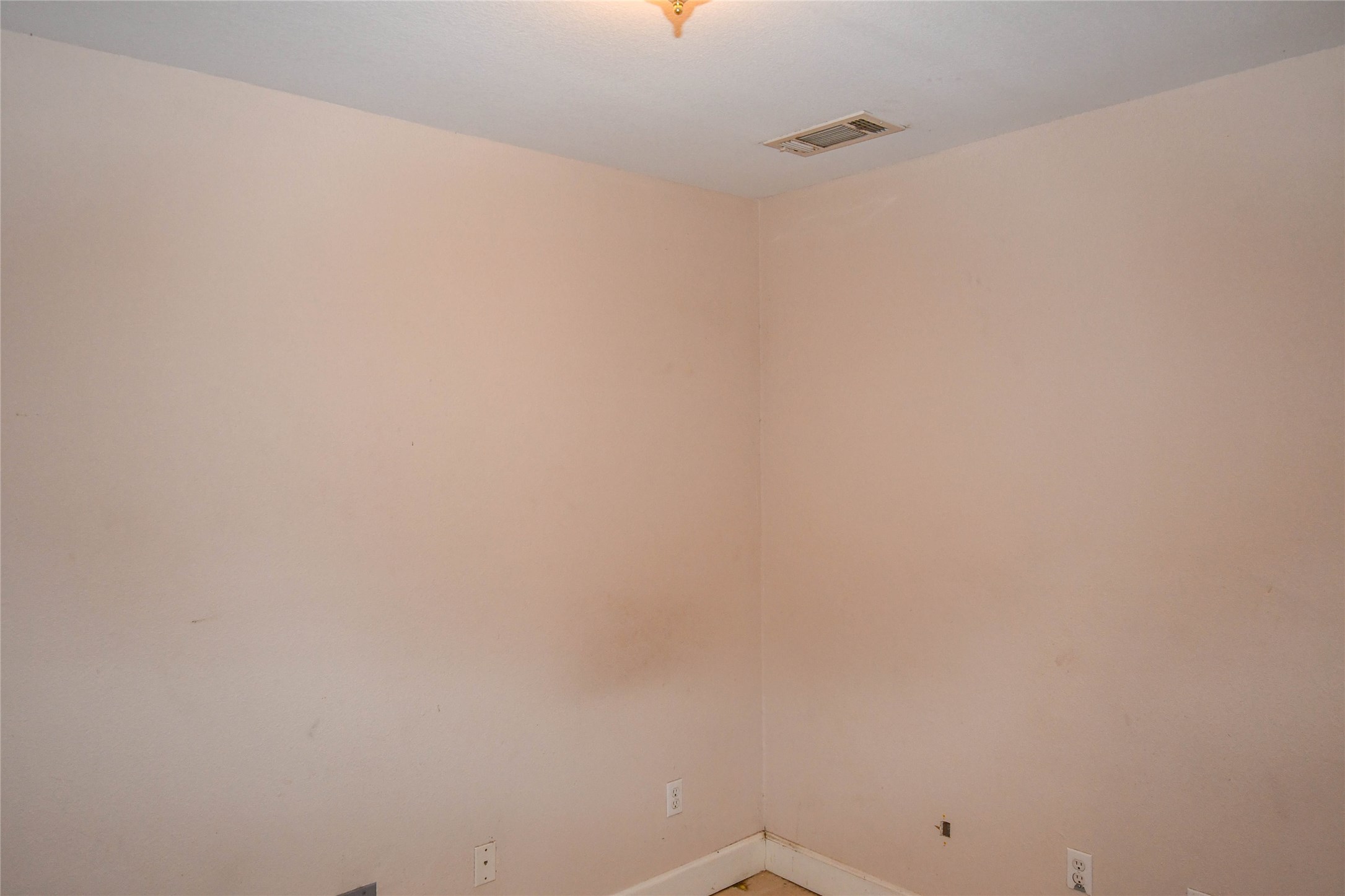 23440 Highway 321 Cleveland, TX 77327 - Photo 5 of 20