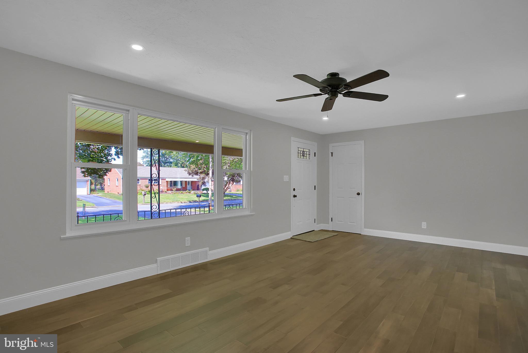 2346 Maple Road York, PA 17408 - Photo 14 of 34