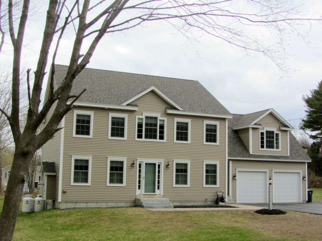 7 Seaveys Landing Road Scarborough, ME 04074 - Photo 1 of 34 Photo