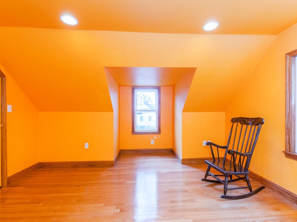 248 Beal Road Waltham, MA 02453 - Photo 18 of 28 Gallery Image 18