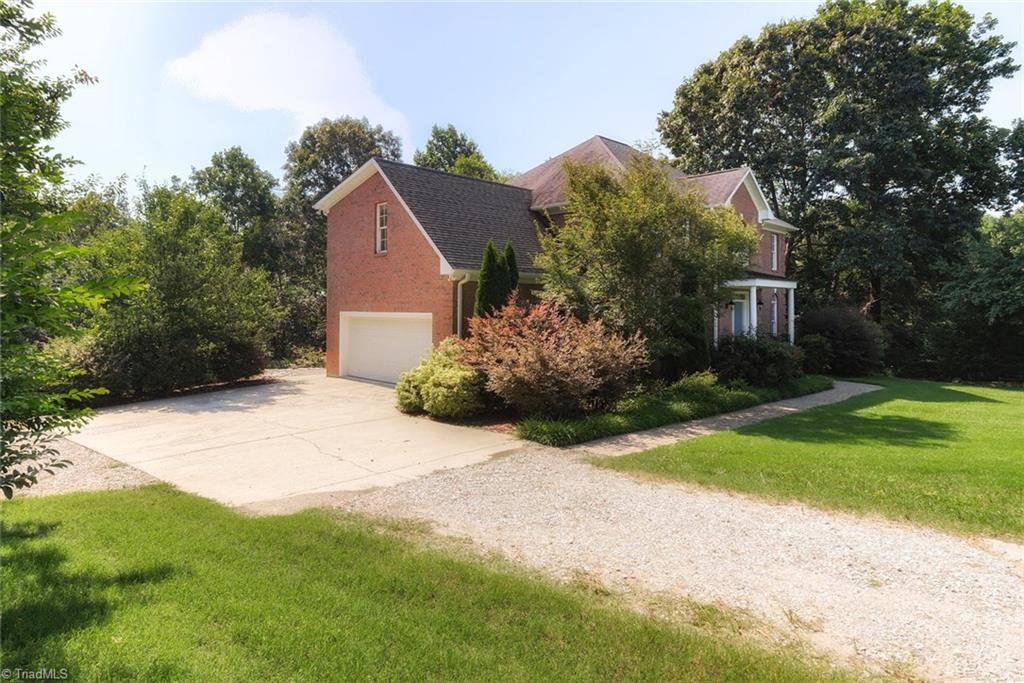 6104 Meadow Bluff Lane Oak Ridge, NC 27310 - Photo 2 of 30