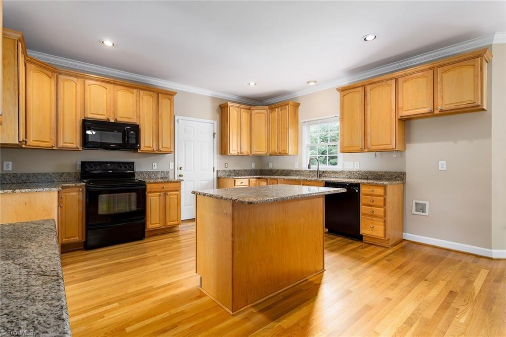 6104 Meadow Bluff Lane Oak Ridge, NC 27310 - Photo 7 of 30