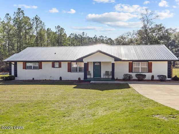 $570,000 | 3245 Main Street, Vernon, FL 32462
