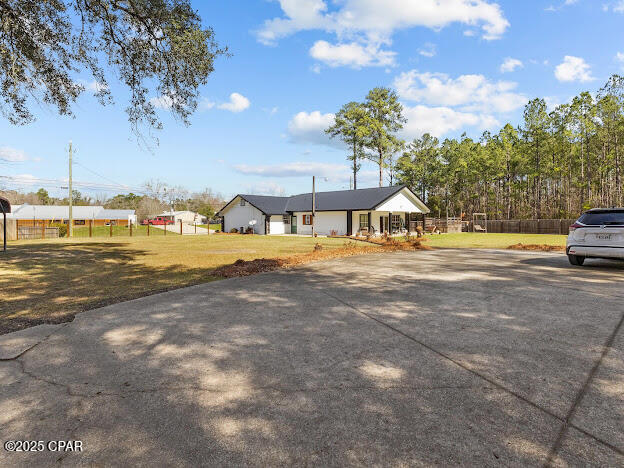 3245 Main Street Vernon, FL 32462 - Photo 28 of 31