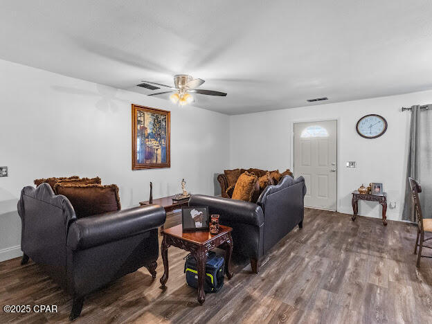 3245 Main Street Vernon, FL 32462 - Photo 3 of 31