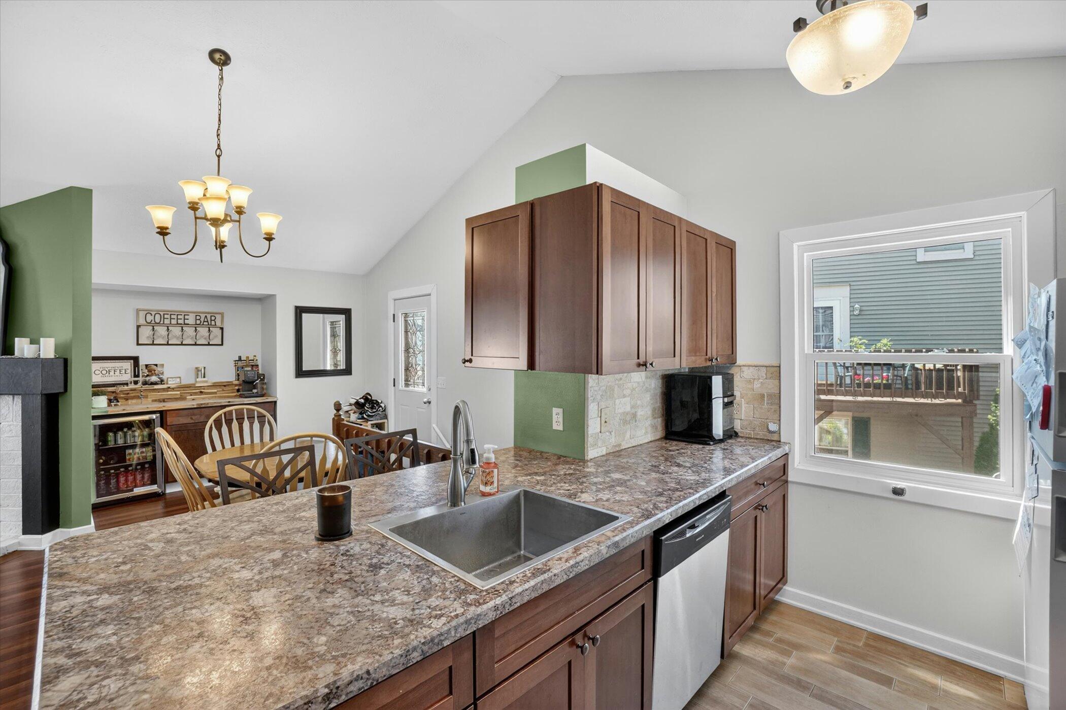 11353 River Ridge Drive, Unit 19 Allendale, MI 49401 - Photo 15 of 36 15-11353-River-Ridge-Dr-Windowstill