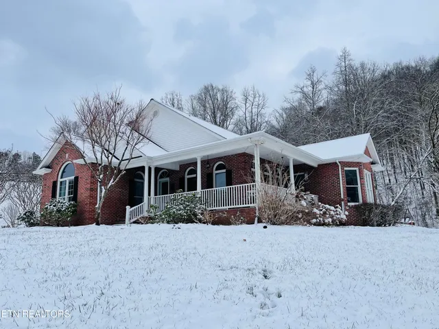 $1,295,000 | 4151 Cave Springs Road, Tazewell, TN 37879