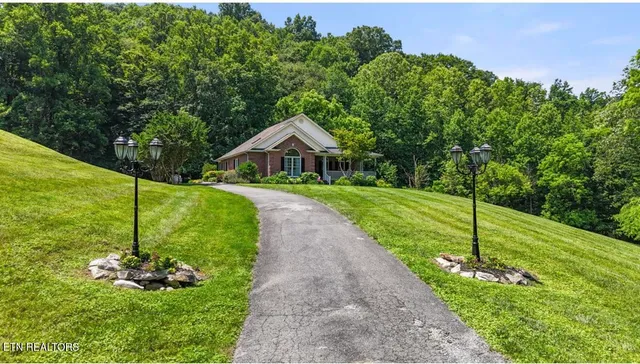 $1,295,000 | 4151 Cave Springs Road, Tazewell, TN 37879