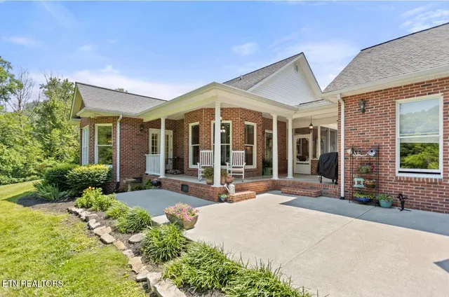 $1,295,000 | 4151 Cave Springs Road, Tazewell, TN 37879