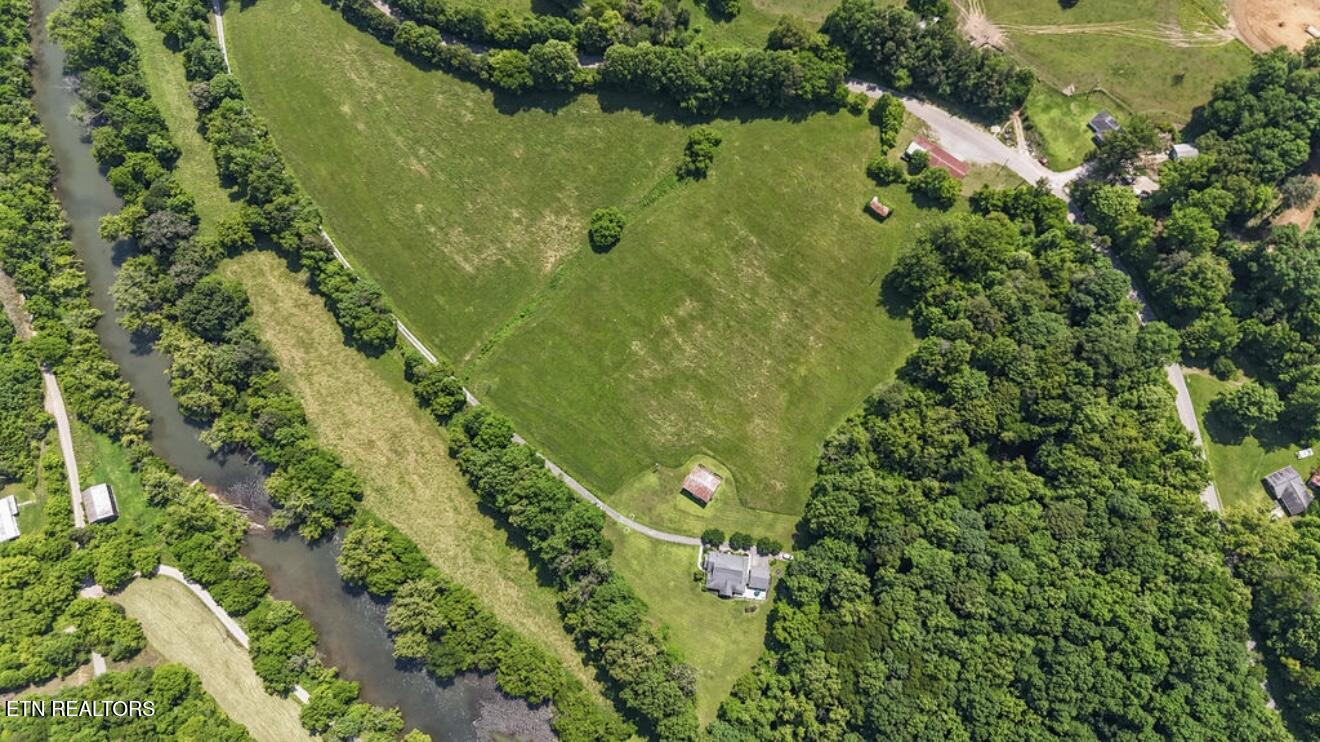 4151 Cave Springs Road Tazewell, TN 37879 - Photo 10 of 56 IMG_5446