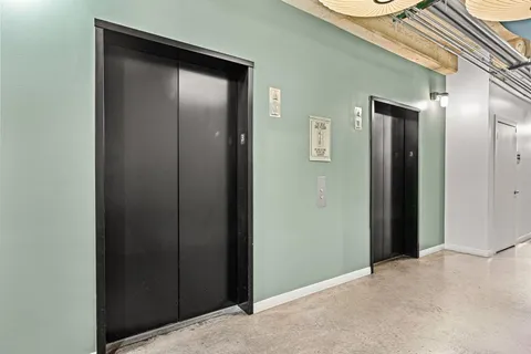 $425,000 | 1001 Belleview Street, Unit 305, Dallas, TX 75215