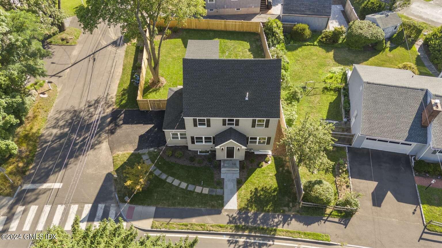 14 Sinawoy Road Cos Cob, CT 06807 - Photo 3 of 40 Crawford.3