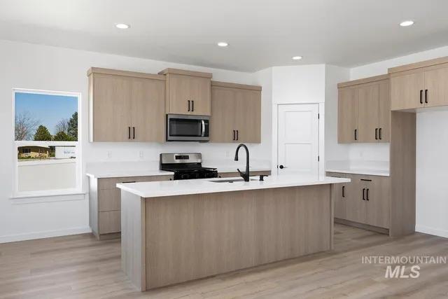 $399,999 | 720 Irene Street, Kimberly, ID 83341