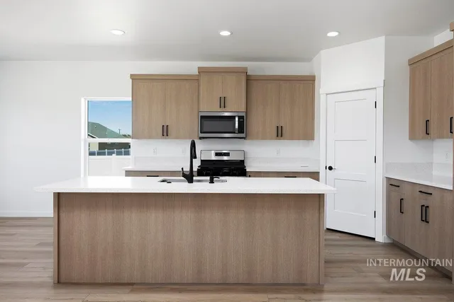 $399,999 | 720 Irene Street, Kimberly, ID 83341