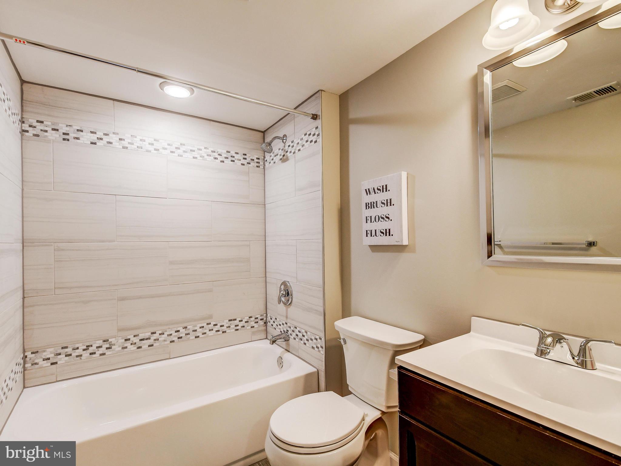 4 Glenamoy Road, Unit 101 Lutherville-Timonium, MD 21093 - Photo 24 of 27