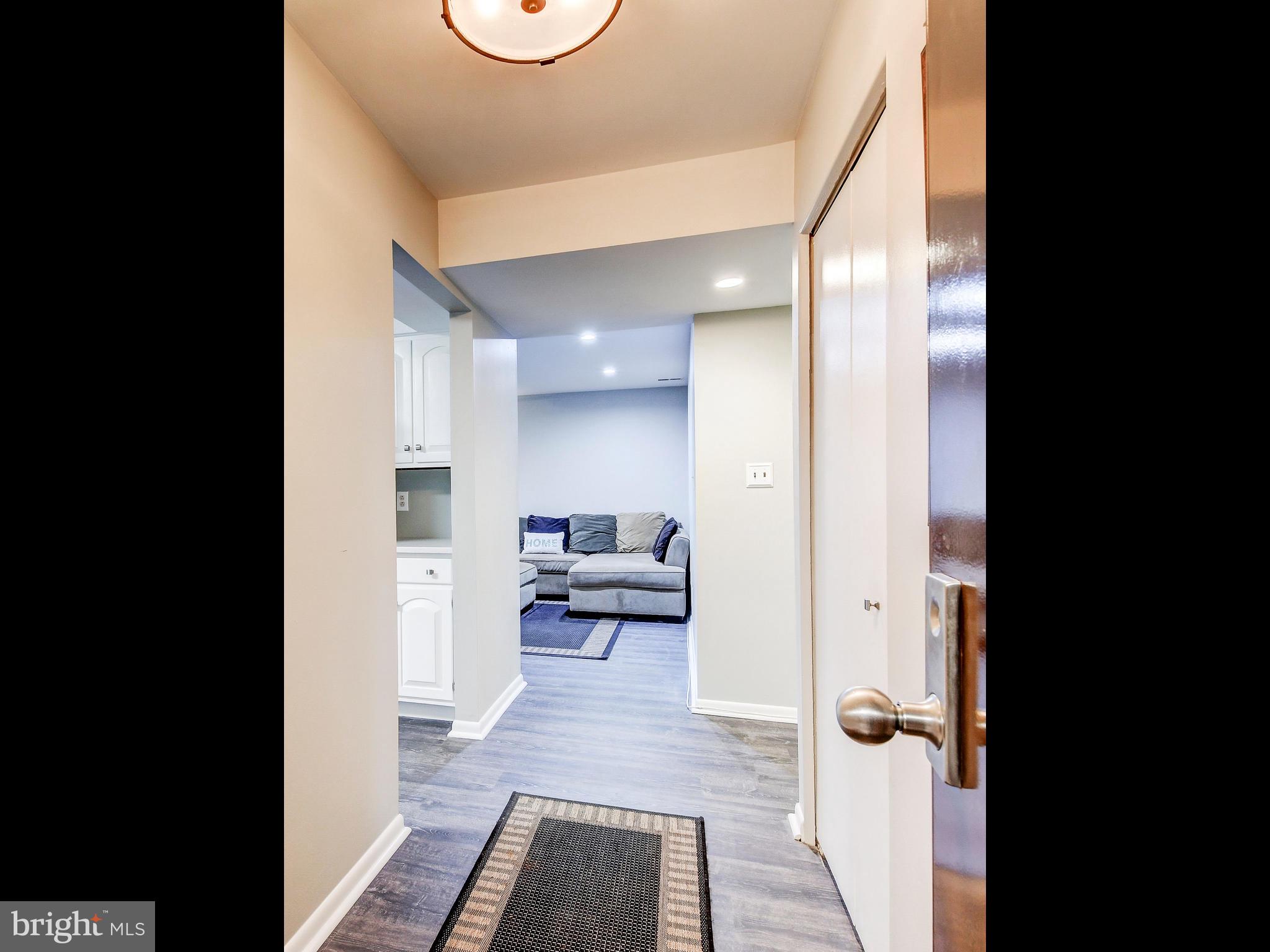4 Glenamoy Road, Unit 101 Lutherville-Timonium, MD 21093 - Photo 5 of 27