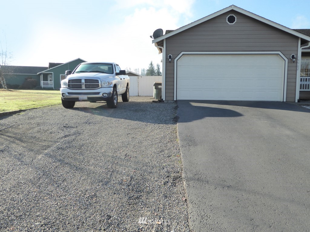 19902 Tahoma Circle Southwest Rochester, WA 98579 - Photo 3 of 25