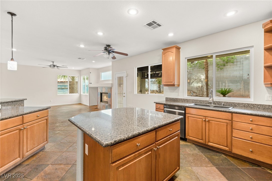 7840 Red Leaf Drive Las Vegas, NV 89131 - Photo 13 of 31