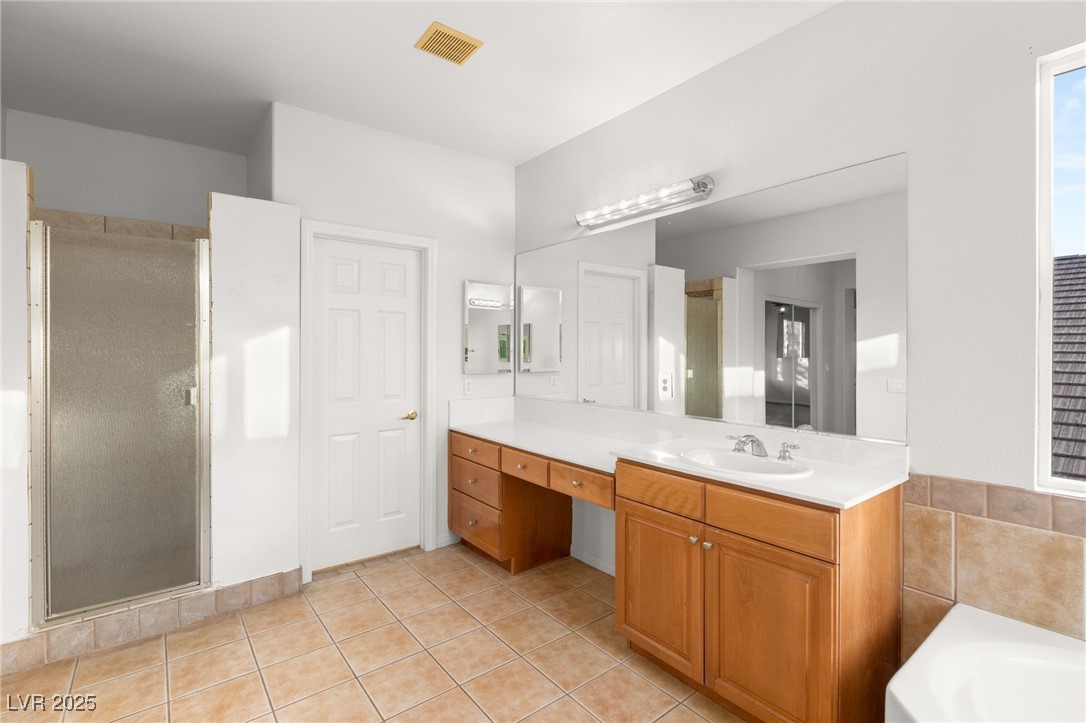 7840 Red Leaf Drive Las Vegas, NV 89131 - Photo 22 of 31