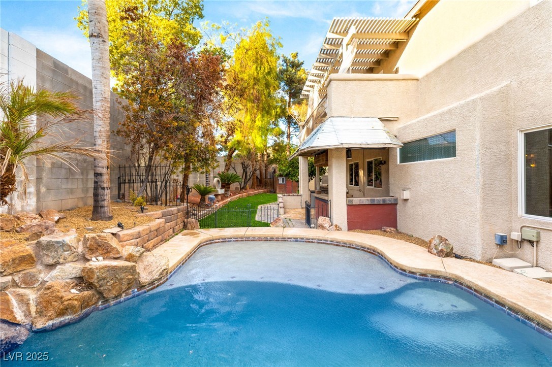 7840 Red Leaf Drive Las Vegas, NV 89131 - Photo 27 of 31