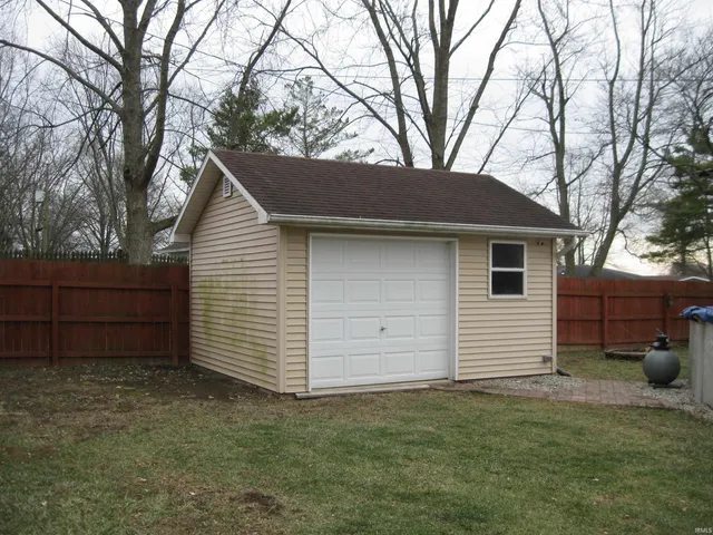 $205,000 | 203 Stony Point Way, Decatur, IN 46733
