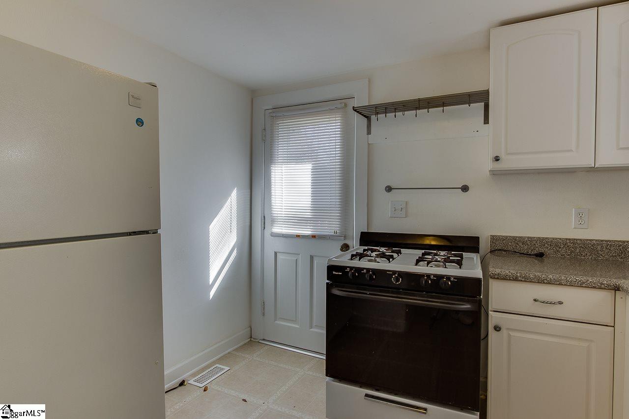 110 Perry Road Greenville, SC 29609 - Photo 14 of 35 Gallery Image 14