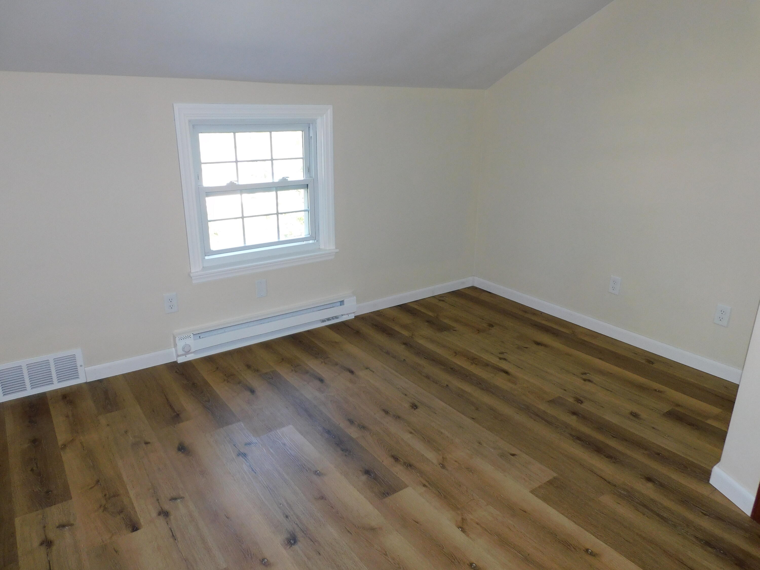 4501 West 5 Mile Road Raymond, WI 53108 - Photo 8 of 15 Bedroom 3