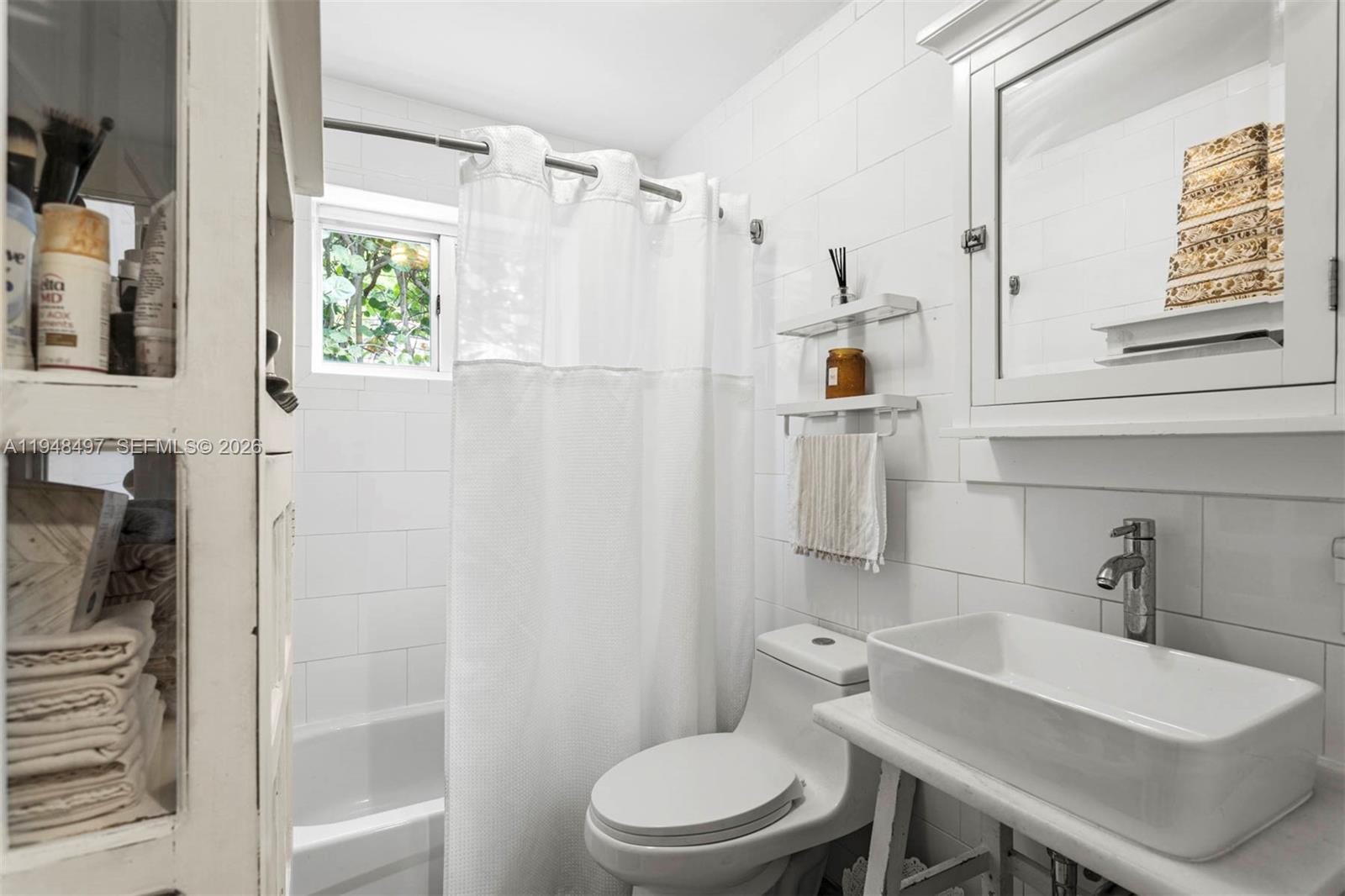 1360 Southwest 14th Street Miami, FL 33145 - Photo 13 of 49