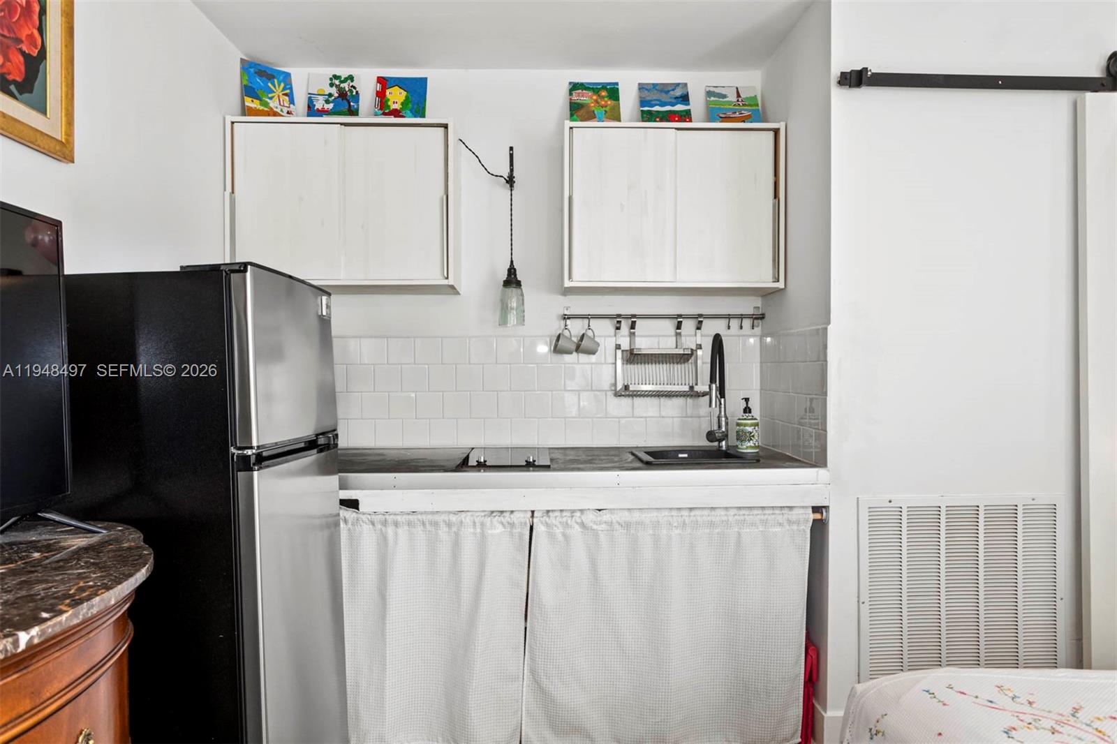 1360 Southwest 14th Street Miami, FL 33145 - Photo 22 of 49