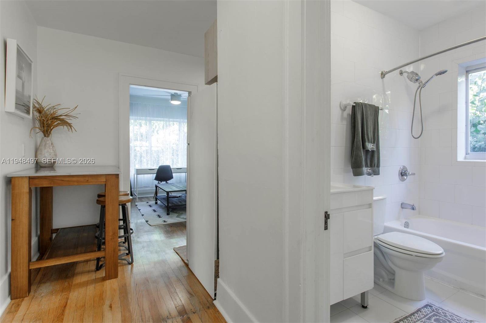 1360 Southwest 14th Street Miami, FL 33145 - Photo 27 of 49