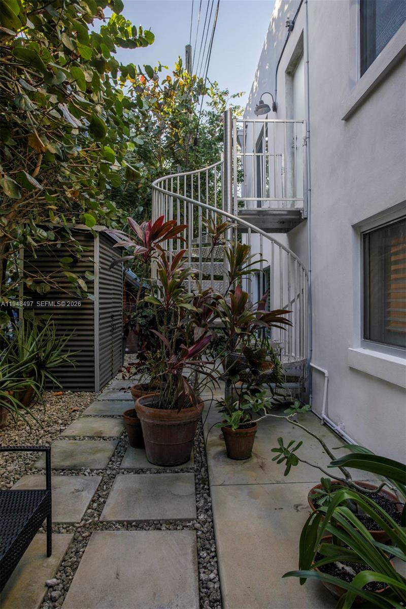 1360 Southwest 14th Street Miami, FL 33145 - Photo 43 of 49