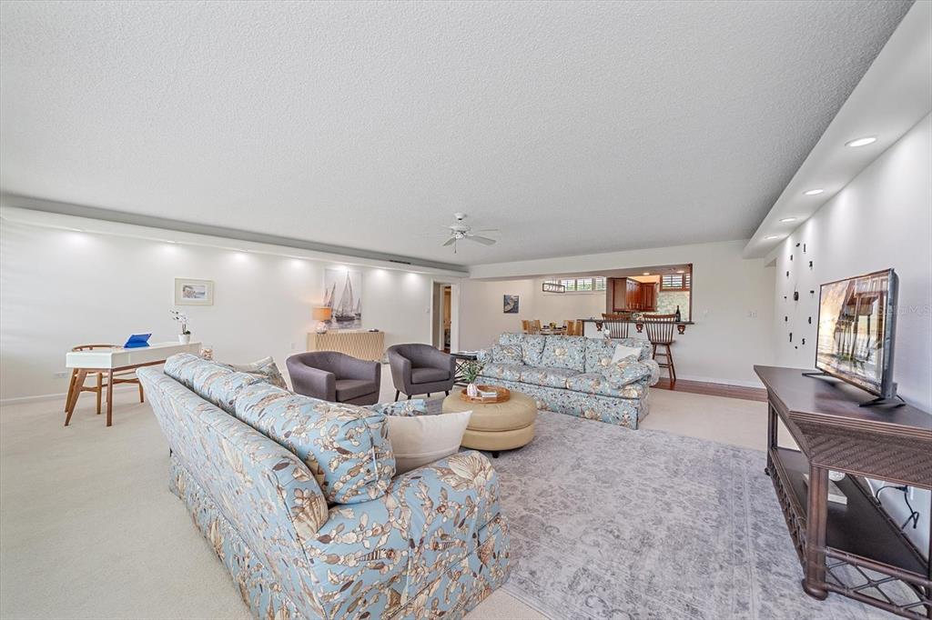 100 Sands Point Road, Unit 303 Longboat Key, FL 34228 - Photo 27 of 45