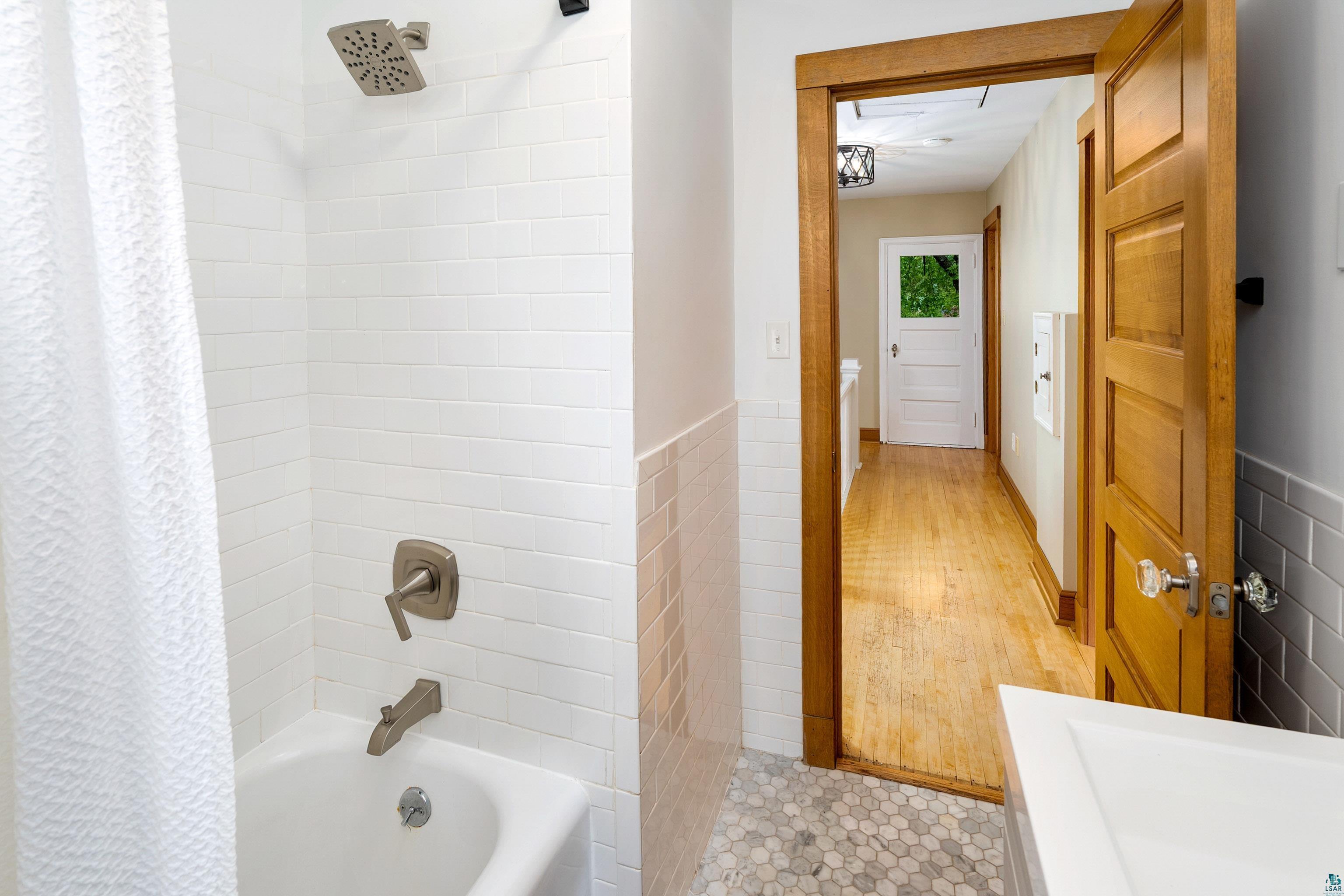 2701 East 2nd Street Duluth, MN 55812 - Photo 20 of 40