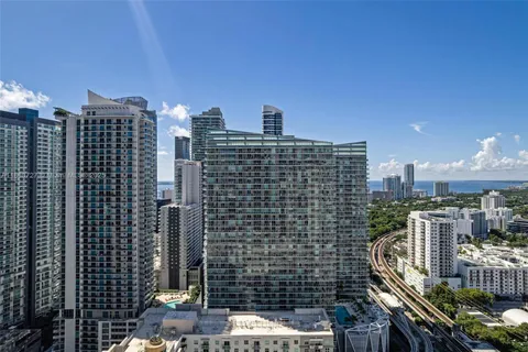 $450,000 | 1111 Southwest 1st Avenue, Unit 2721N, Miami, FL 33130