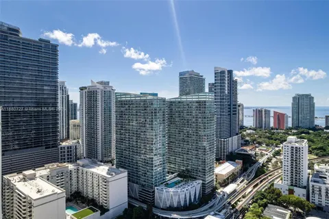 $450,000 | 1111 Southwest 1st Avenue, Unit 2721N, Miami, FL 33130