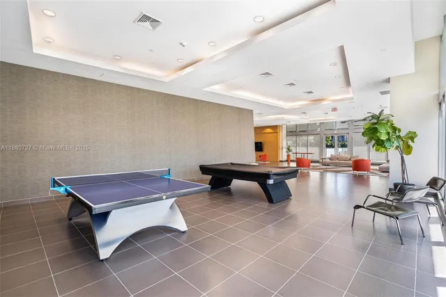 $450,000 | 1111 Southwest 1st Avenue, Unit 2721N, Miami, FL 33130