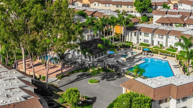 $590,000 | 25885 Trabuco Road, Unit 306, Lake Forest, CA 92630