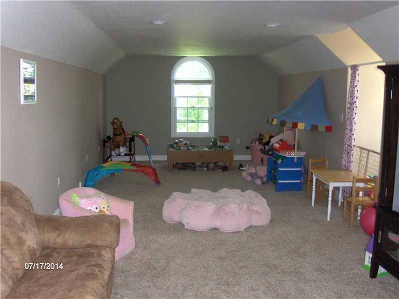187 South Kings Creek Road Burgettstown, PA 15021 - Photo 20 of 25 Family Room. 2ND FLOOR FAMILY ROOM USED AS A PLAY ROOM