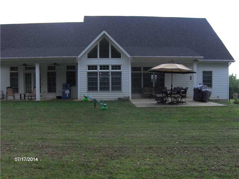187 South Kings Creek Road Burgettstown, PA 15021 - Photo 22 of 25 Exterior Back.