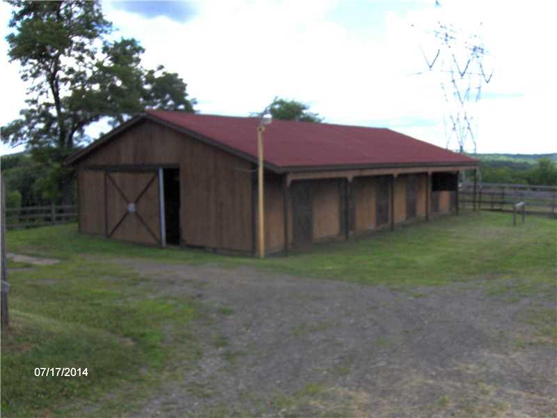 187 South Kings Creek Road Burgettstown, PA 15021 - Photo 23 of 25 Stable/Barn.