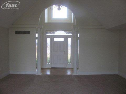 8041 Coldwater Road Flushing, MI 48433 - Photo 3 of 15 20208885-2.JPG