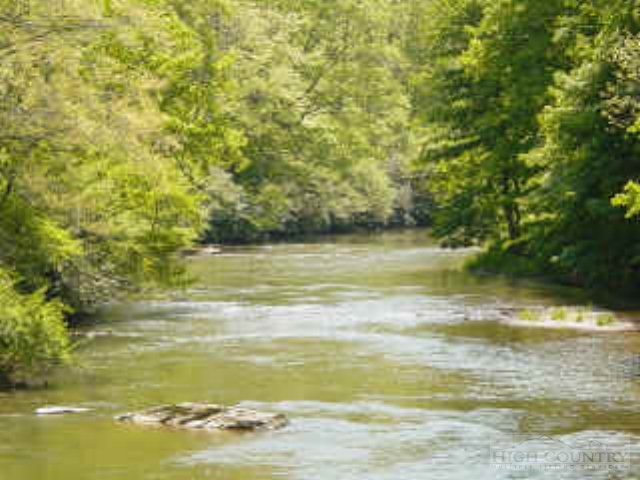 424 White Tail Ridge Road Boone, NC 28607 - Photo 12 of 24 Gallery Image 12