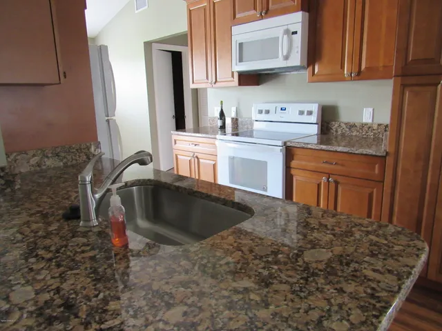 $1,450 | 526 Beach Park Lane, Cape Canaveral, FL 32920