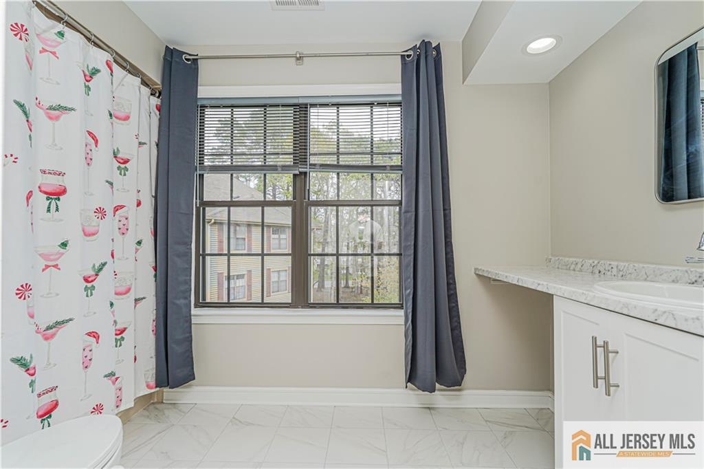 2809 Ridgefield Court Helmetta, NJ 08828 - Photo 19 of 32