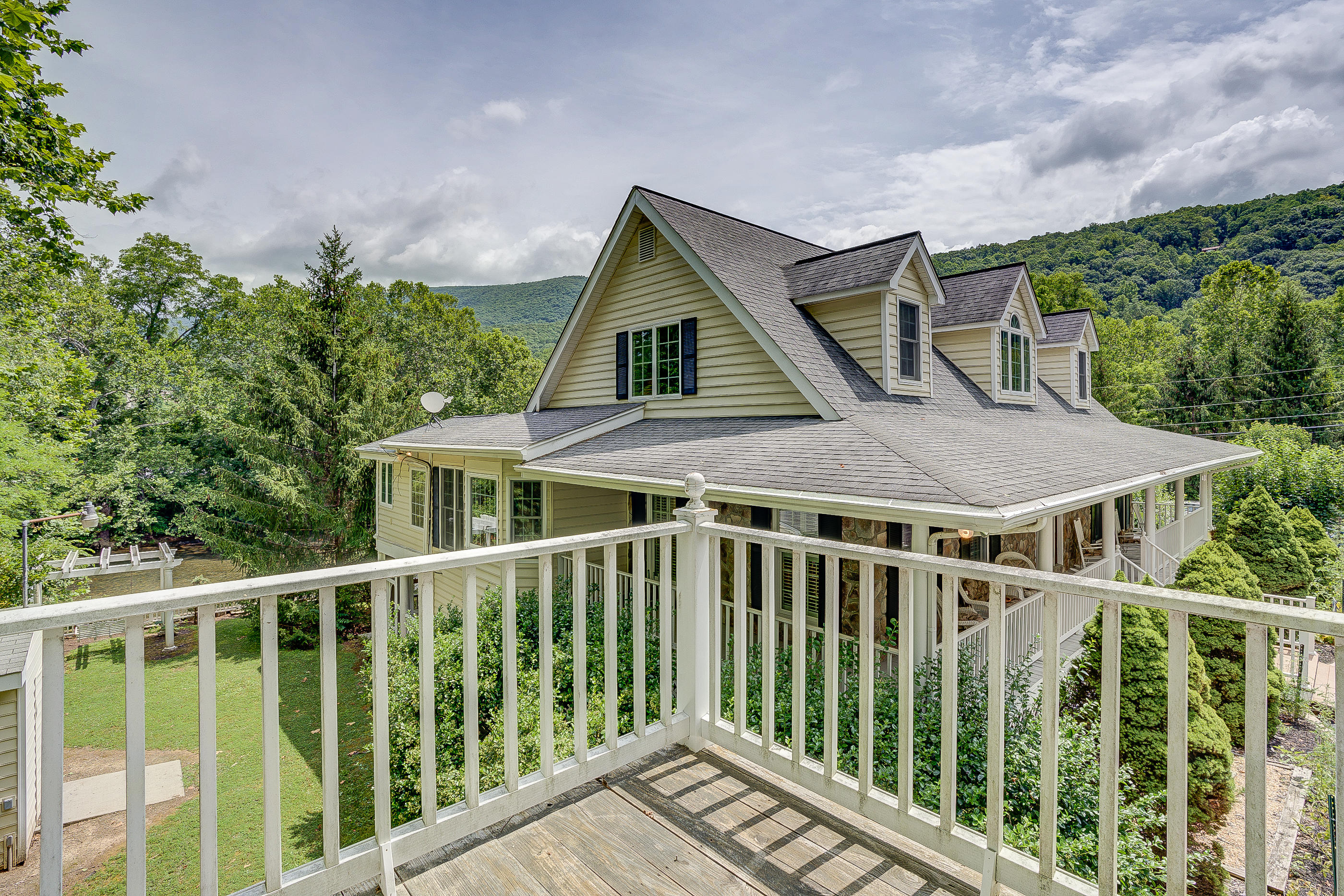 105 River Road North Covington, VA 24426 - Photo 76 of 77 a house view with a garden