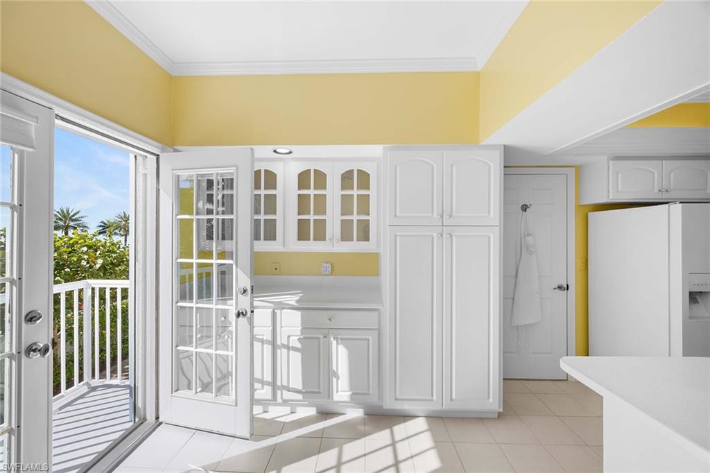 70 Seagate Drive Naples, FL 34103 - Photo 8 of 21