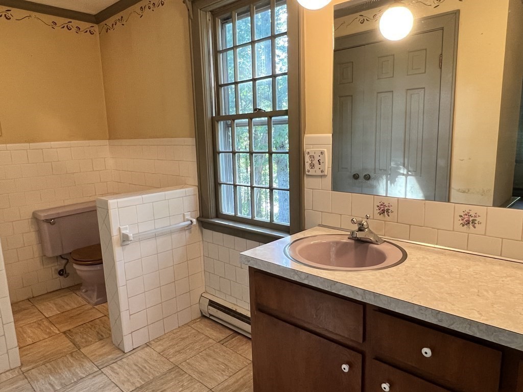 145 Walker Pond Road Sturbridge, MA 01566 - Photo 21 of 30 Gallery Image 21