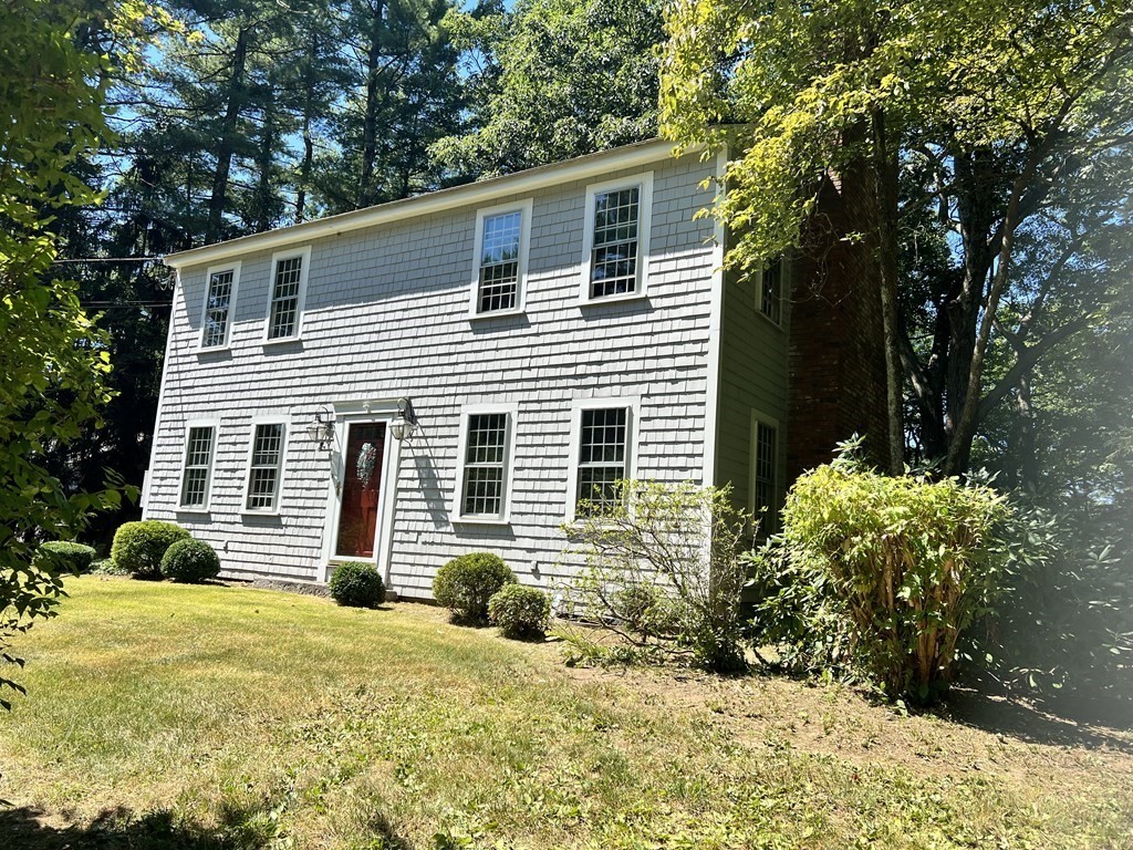 145 Walker Pond Road Sturbridge, MA 01566 - Photo 3 of 30 Gallery Image 3